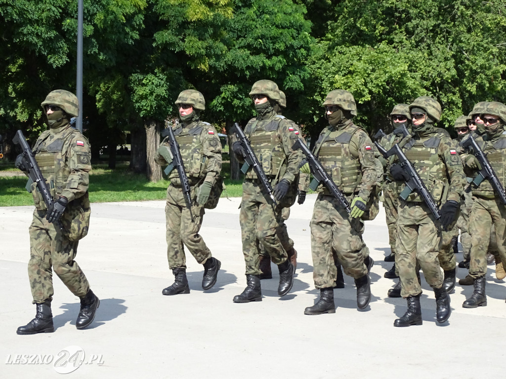 Przysięga WOT w Lesznie i pokaz wojskowy