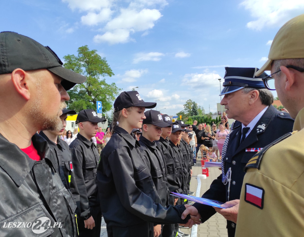 Ślubowanie w OSP Leszno-Gronowo