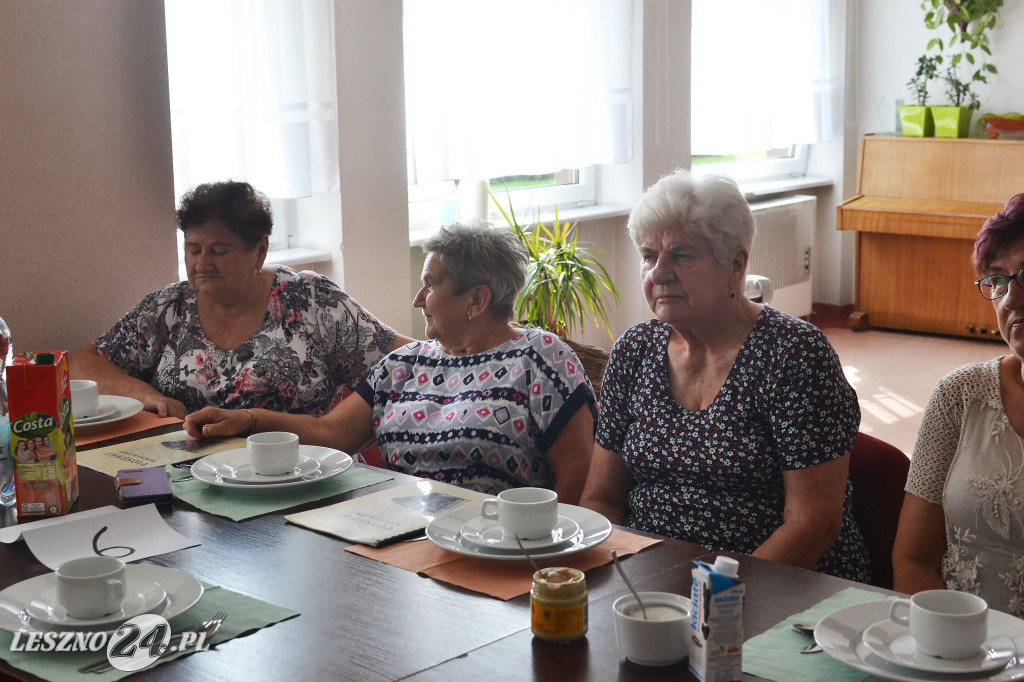 Seniorzy z Krzemieniewa na wesoło