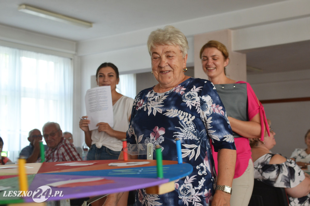 Seniorzy z Krzemieniewa na wesoło