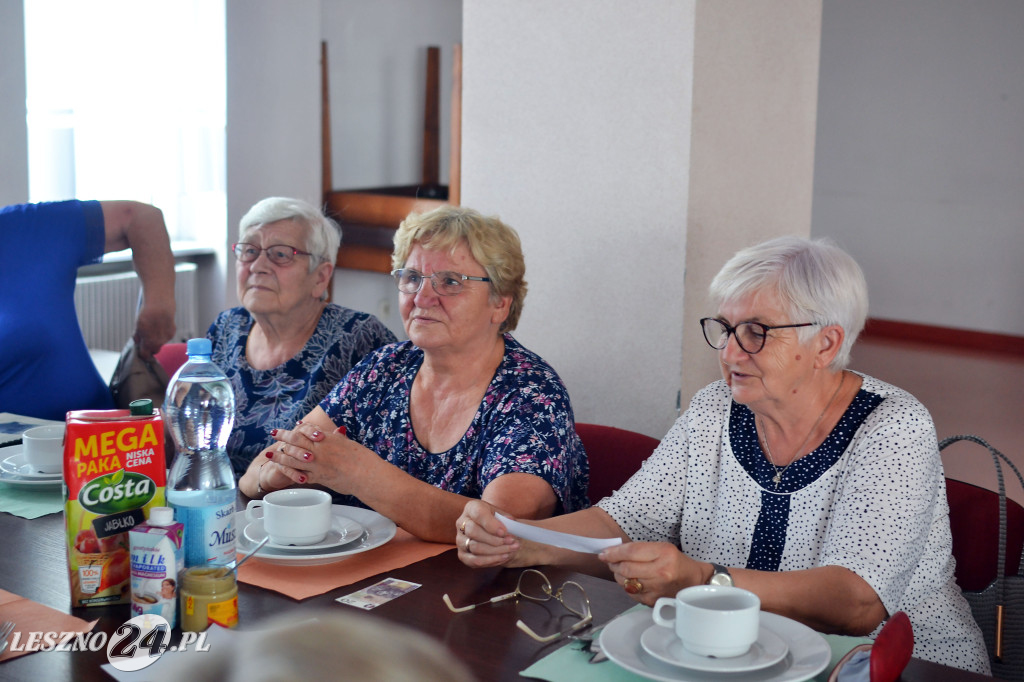 Seniorzy z Krzemieniewa na wesoło