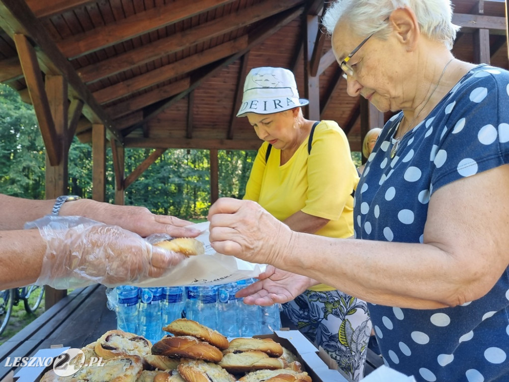 UTW z mieszkańcami na kijkach