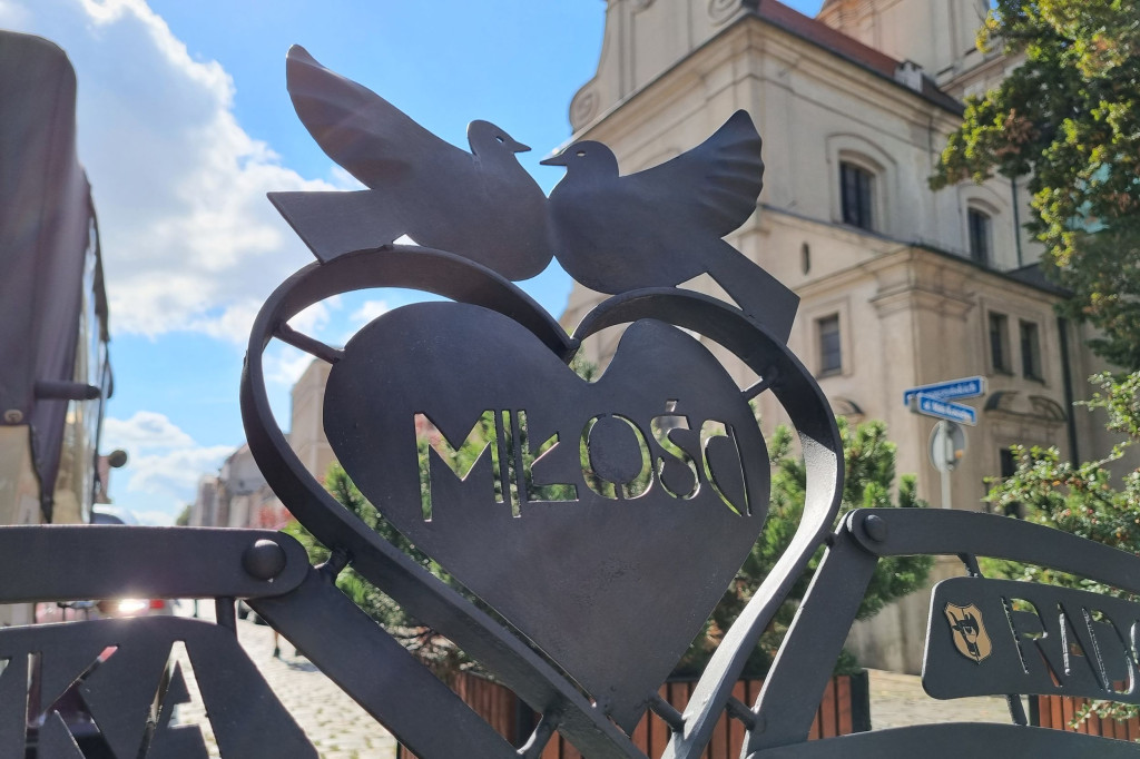 Ławeczka Miłości, Radości i Pokoju
