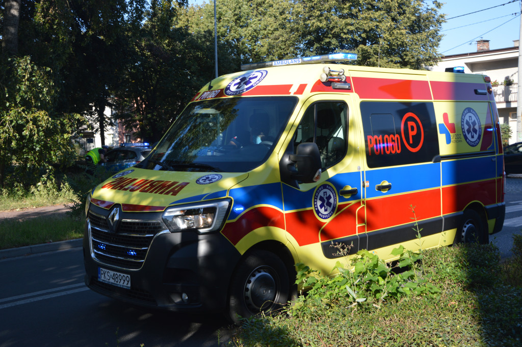 Służby interweniowały na skrzyżowaniu w Lesznie