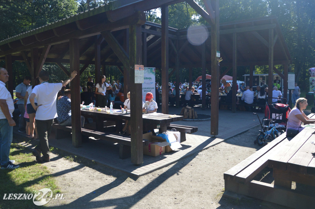 Piknik na Polanie Trzech Dębów w Karczmie Borowej
