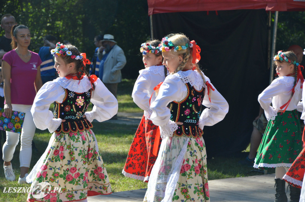 Piknik na Polanie Trzech Dębów w Karczmie Borowej