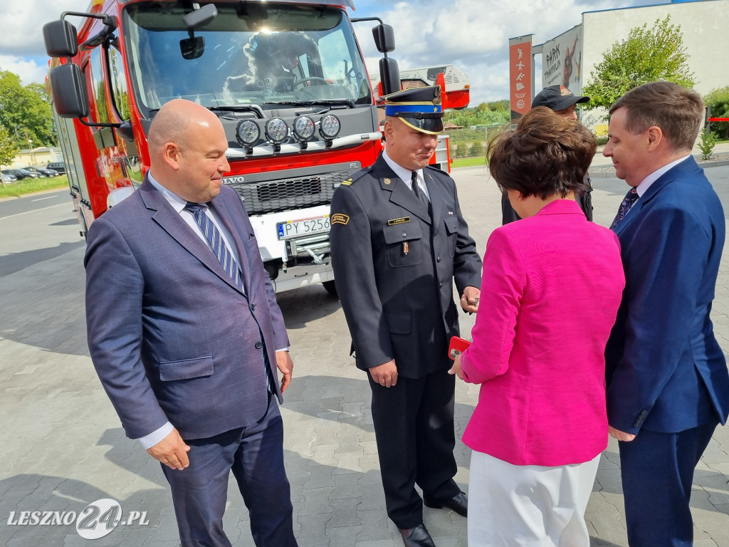 Nowy wóz bojowy dla KM PSP