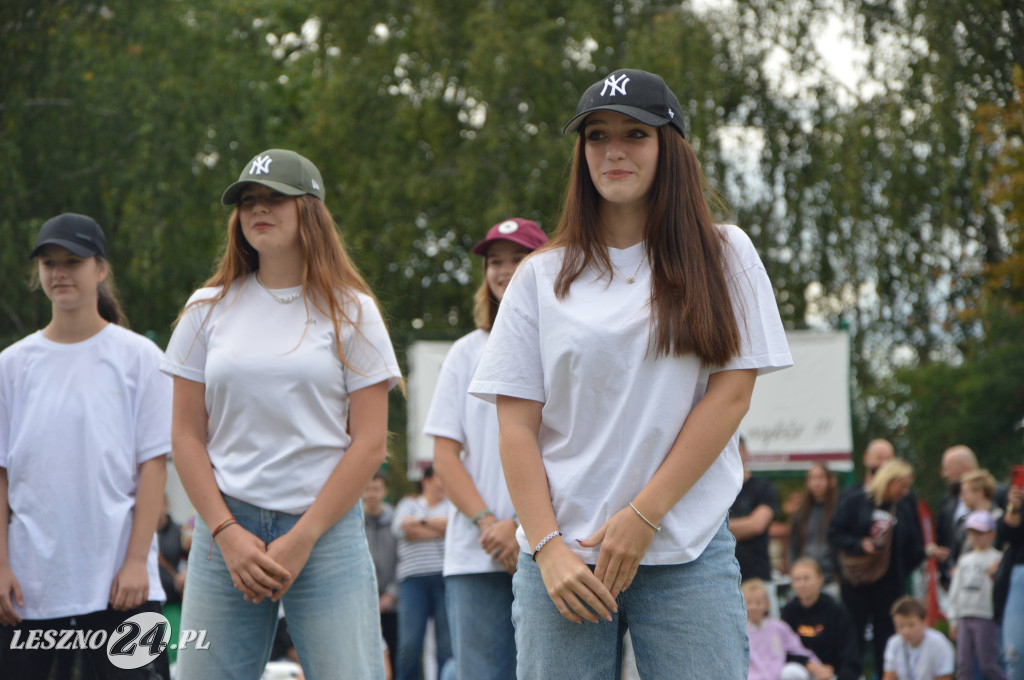 Piknik Leszczyńskich i otrzęsiny w I Liceum Ogólnokształcącym