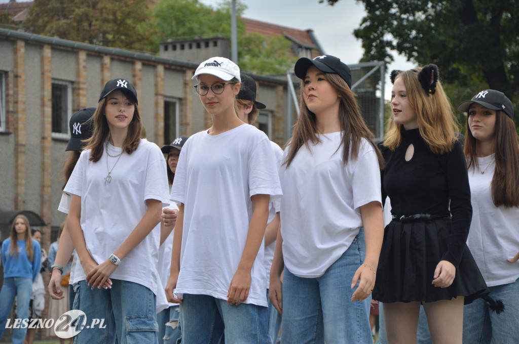 Piknik Leszczyńskich i otrzęsiny w I Liceum Ogólnokształcącym