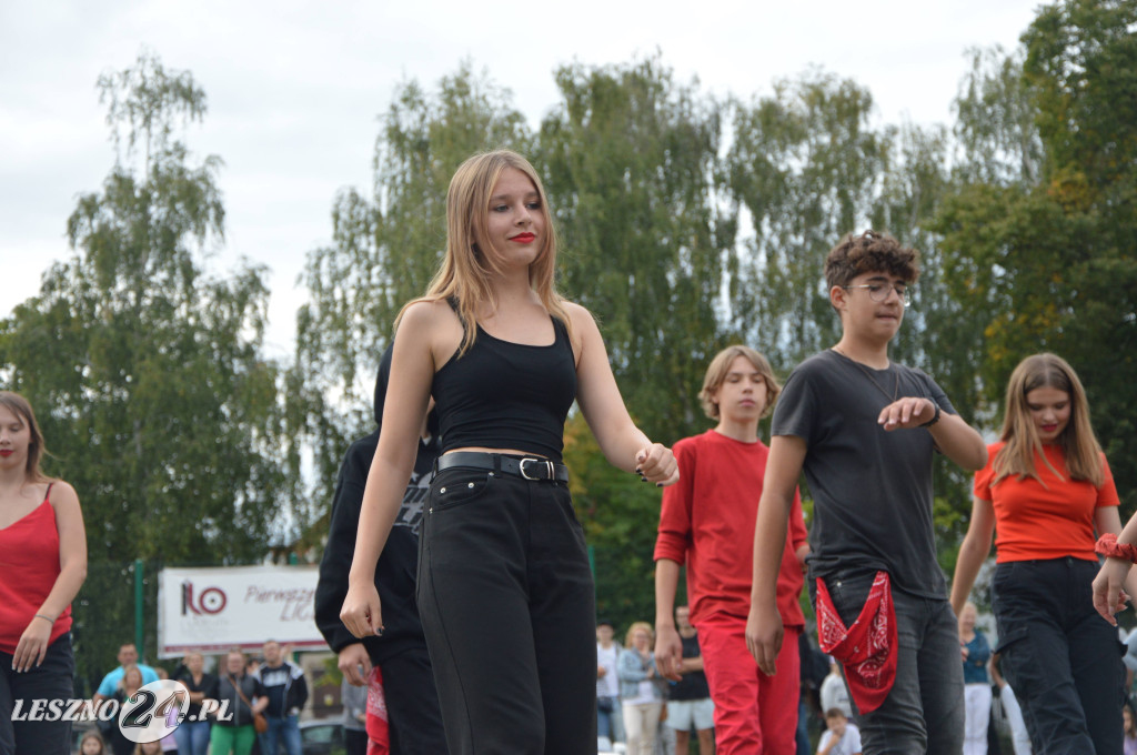 Piknik Leszczyńskich i otrzęsiny w I Liceum Ogólnokształcącym