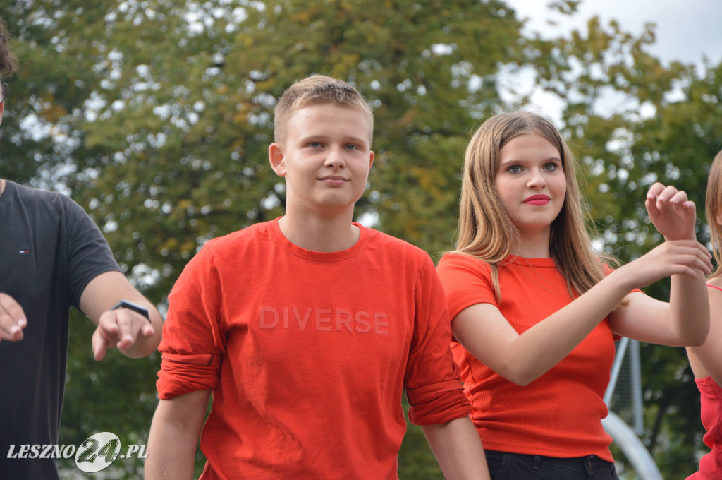 Piknik Leszczyńskich i otrzęsiny w I Liceum Ogólnokształcącym