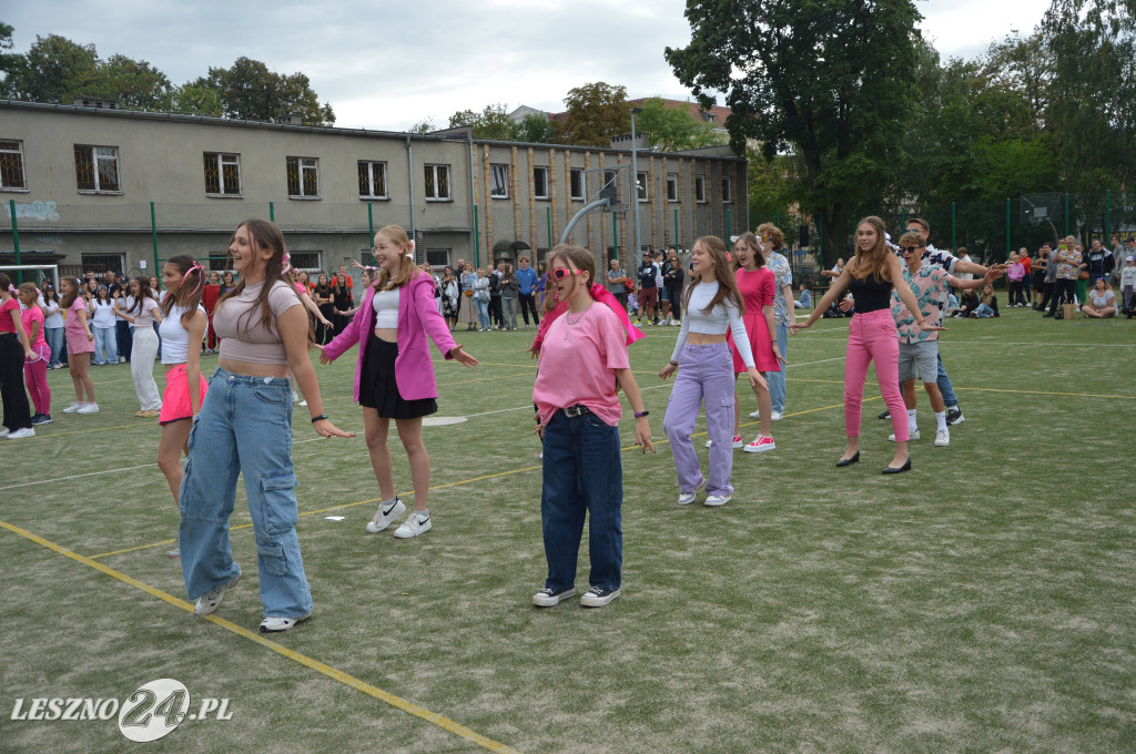 Piknik Leszczyńskich i otrzęsiny w I Liceum Ogólnokształcącym