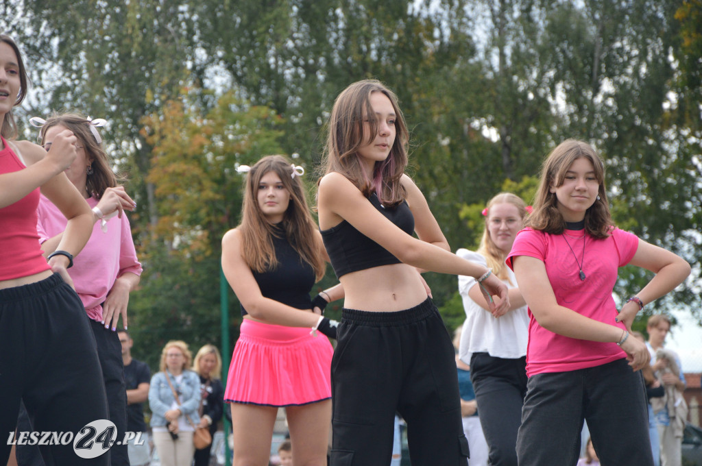 Piknik Leszczyńskich i otrzęsiny w I Liceum Ogólnokształcącym