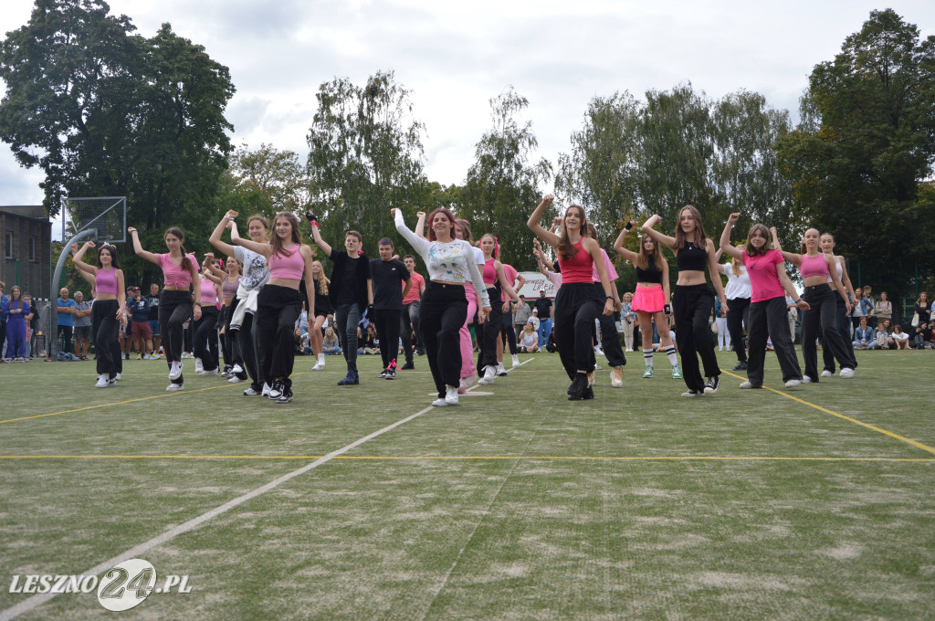 Piknik Leszczyńskich i otrzęsiny w I Liceum Ogólnokształcącym