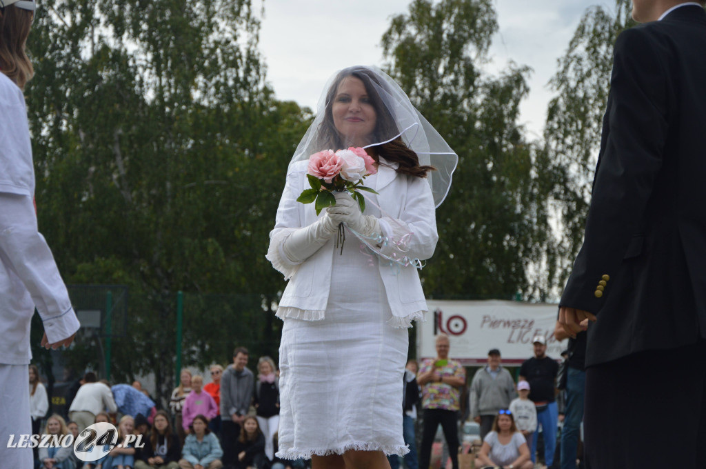 Piknik Leszczyńskich i otrzęsiny w I Liceum Ogólnokształcącym