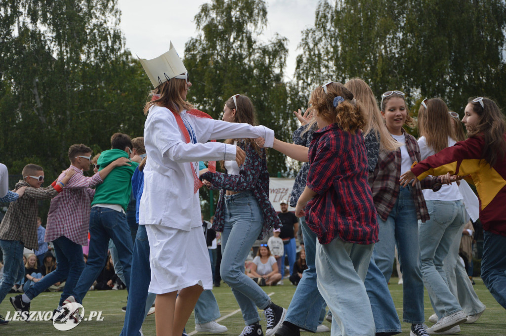 Piknik Leszczyńskich i otrzęsiny w I Liceum Ogólnokształcącym