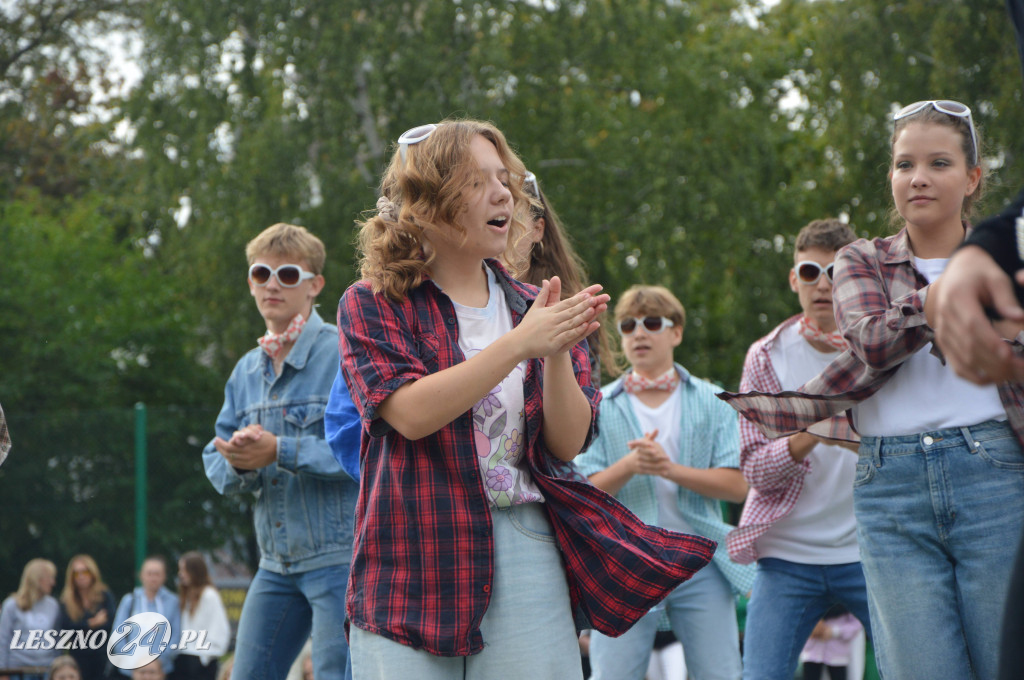 Piknik Leszczyńskich i otrzęsiny w I Liceum Ogólnokształcącym