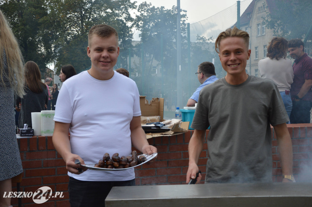Piknik Leszczyńskich i otrzęsiny w I Liceum Ogólnokształcącym
