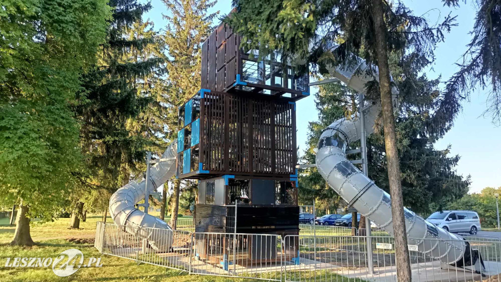 Nowa wieża zabaw na Lotnisku Leszno