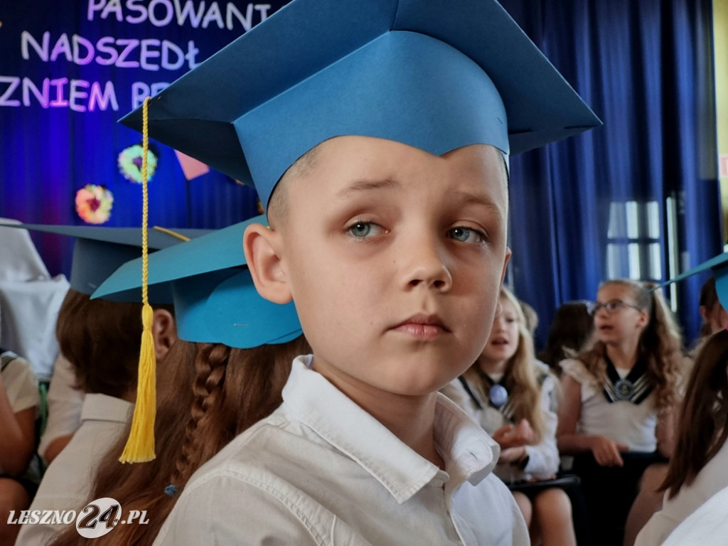 Pasowanie w SP 2 w Lesznie