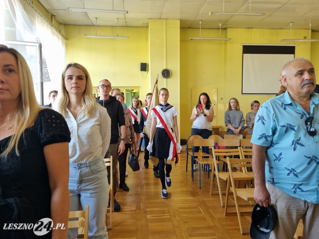 Pasowanie w SP 2 w Lesznie