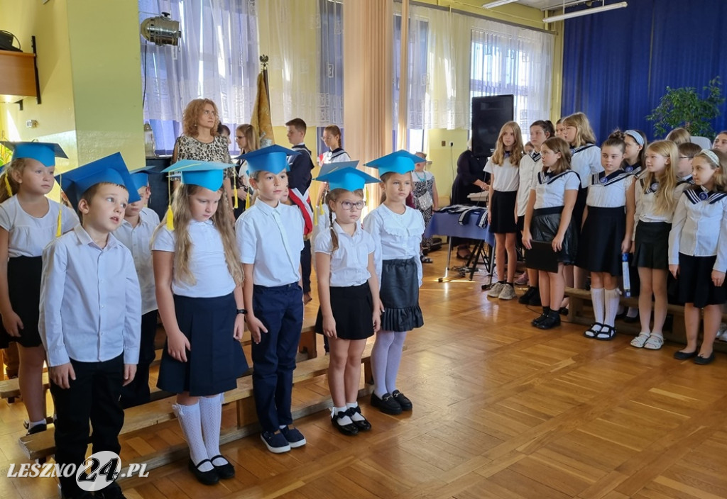 Pasowanie w SP 2 w Lesznie