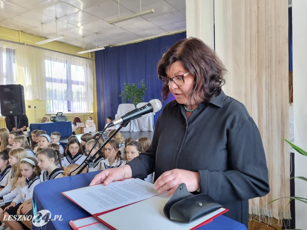 Pasowanie w SP 2 w Lesznie