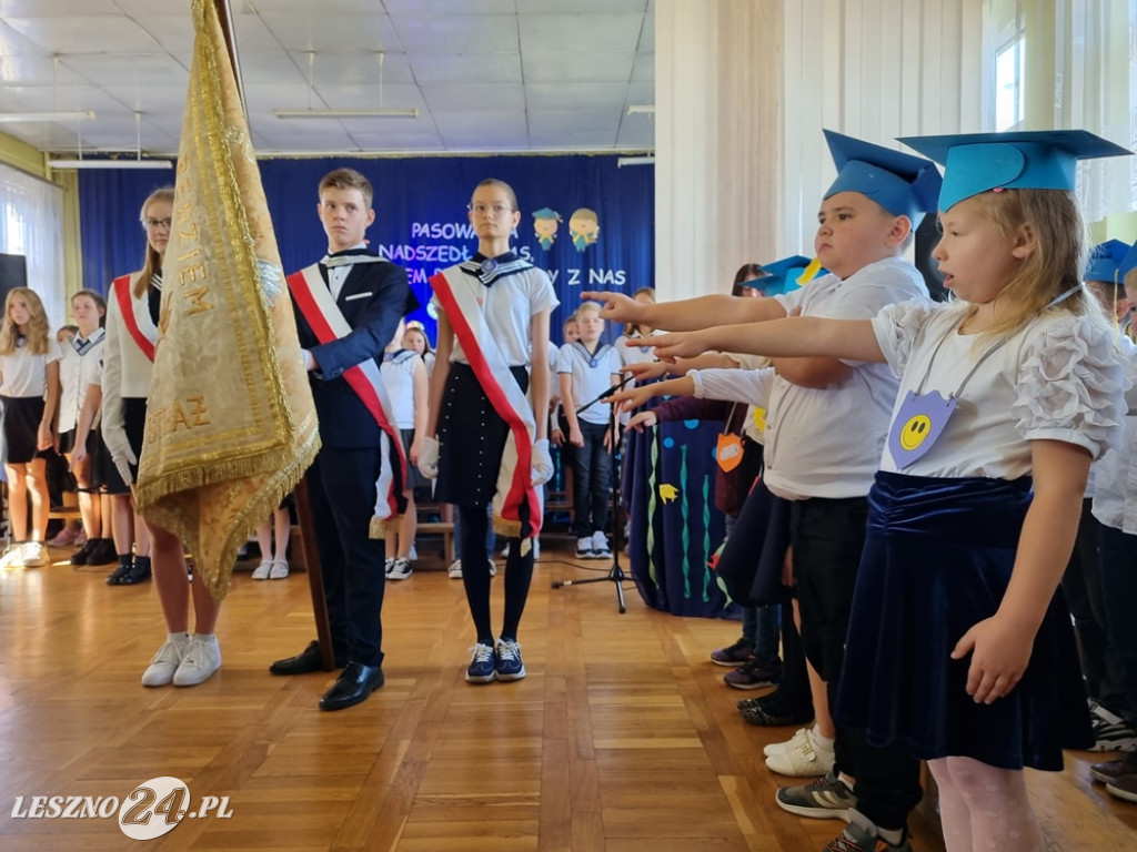 Pasowanie w SP 2 w Lesznie