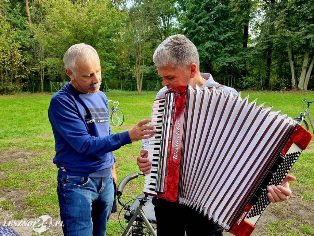 Piknik Lwowiaków w Karczmie Borowej