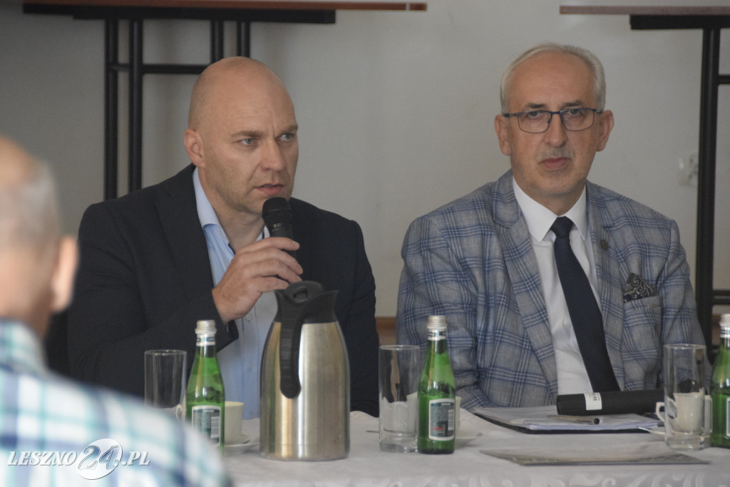 Spotkanie w sprawie nieczynnego mostu