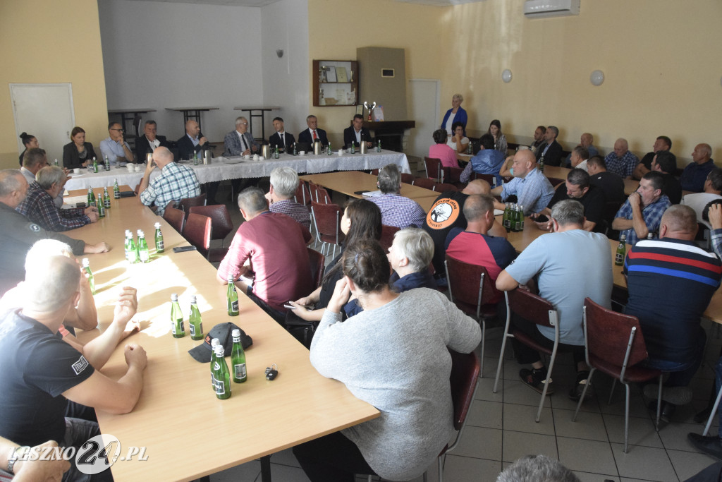 Spotkanie w sprawie nieczynnego mostu
