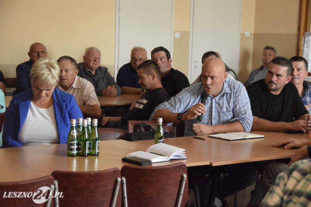 Spotkanie w sprawie nieczynnego mostu