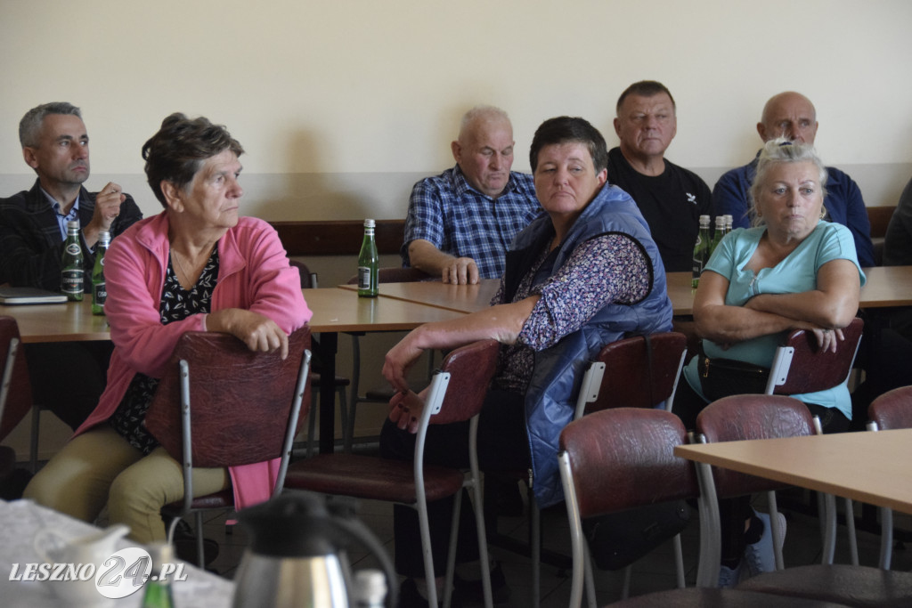 Spotkanie w sprawie nieczynnego mostu