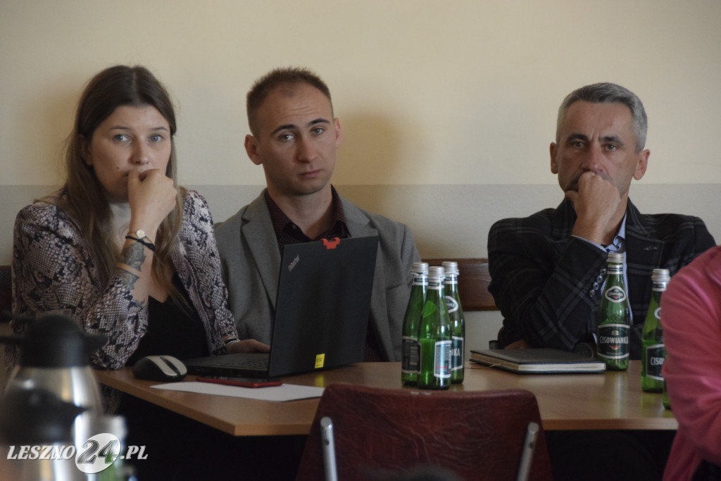 Spotkanie w sprawie nieczynnego mostu