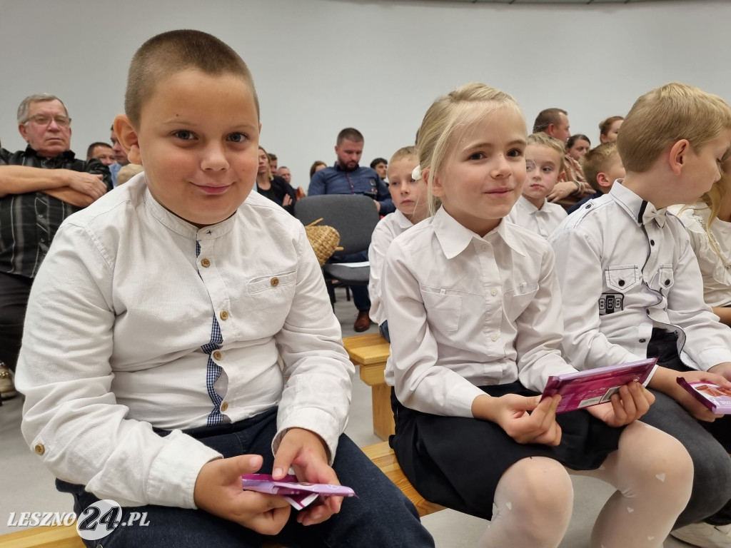 Pasowanie w SP Rydzyna