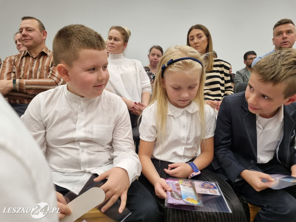 Pasowanie w SP Rydzyna