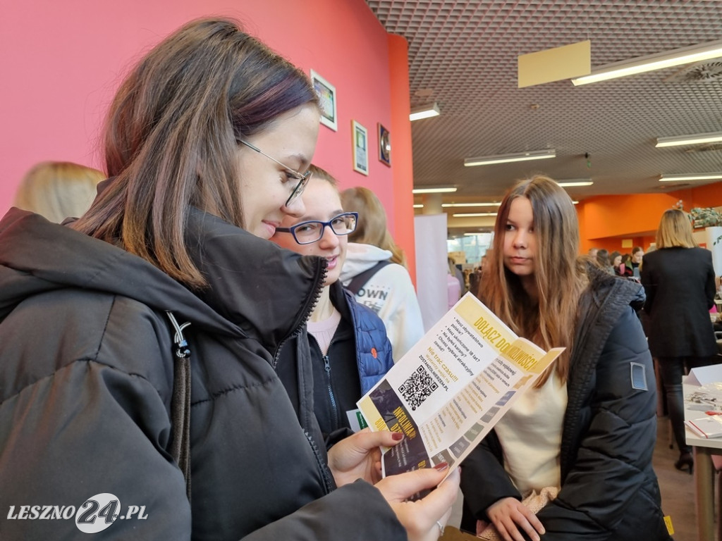 Targi pracy i praktyk w ANS w Lesznie