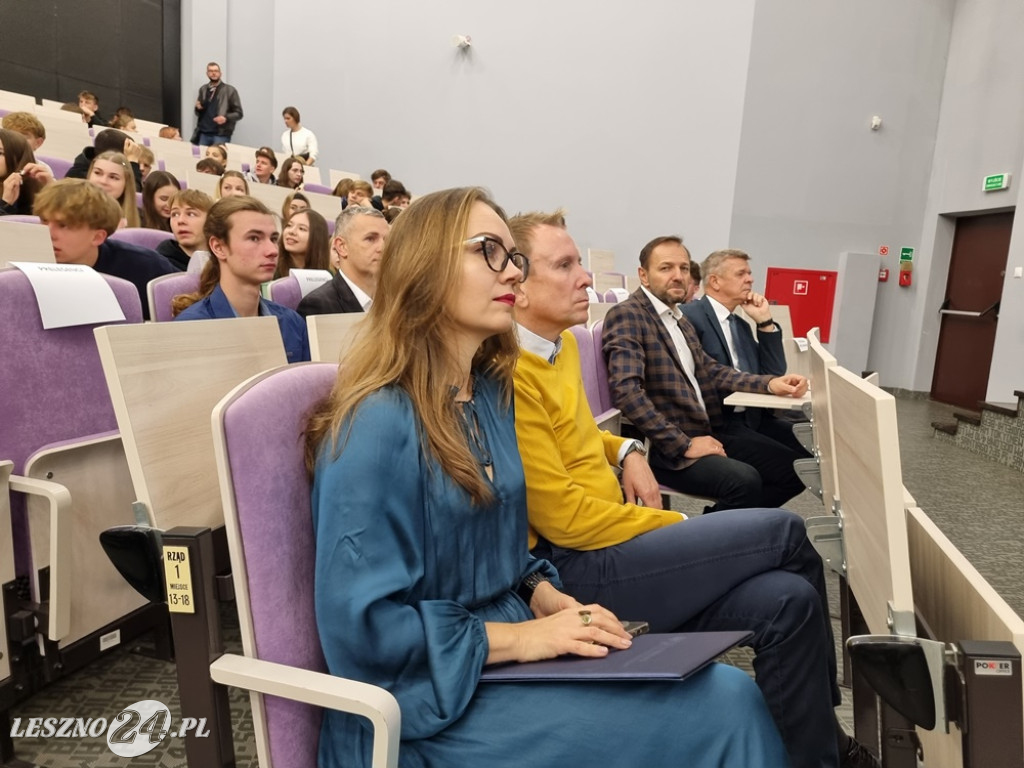 Targi pracy i praktyk w ANS w Lesznie