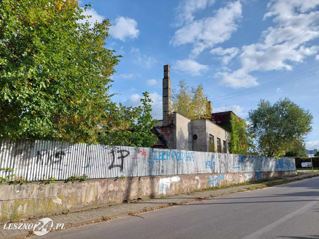 Opuszczona mleczarnia w Krzemieniewie