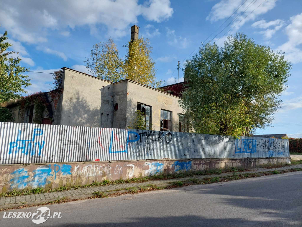 Opuszczona mleczarnia w Krzemieniewie