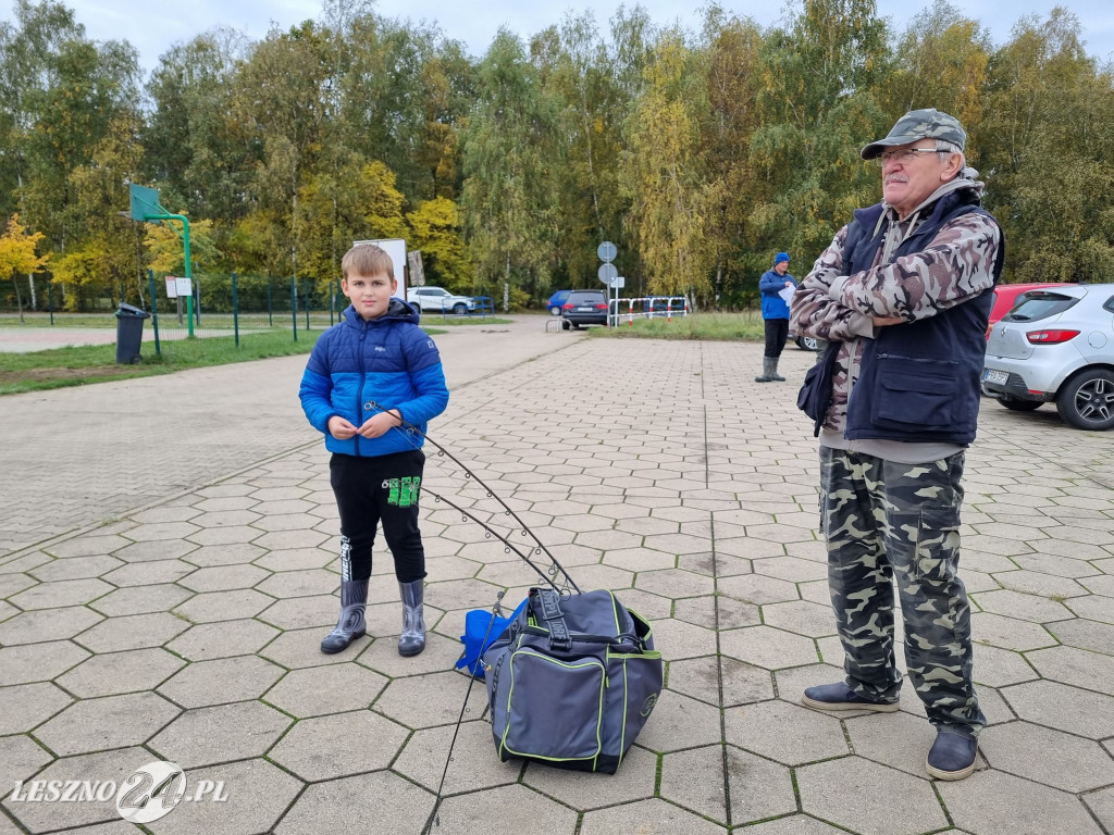 Puchary burmistrza Rydzyny dla wędkarzy