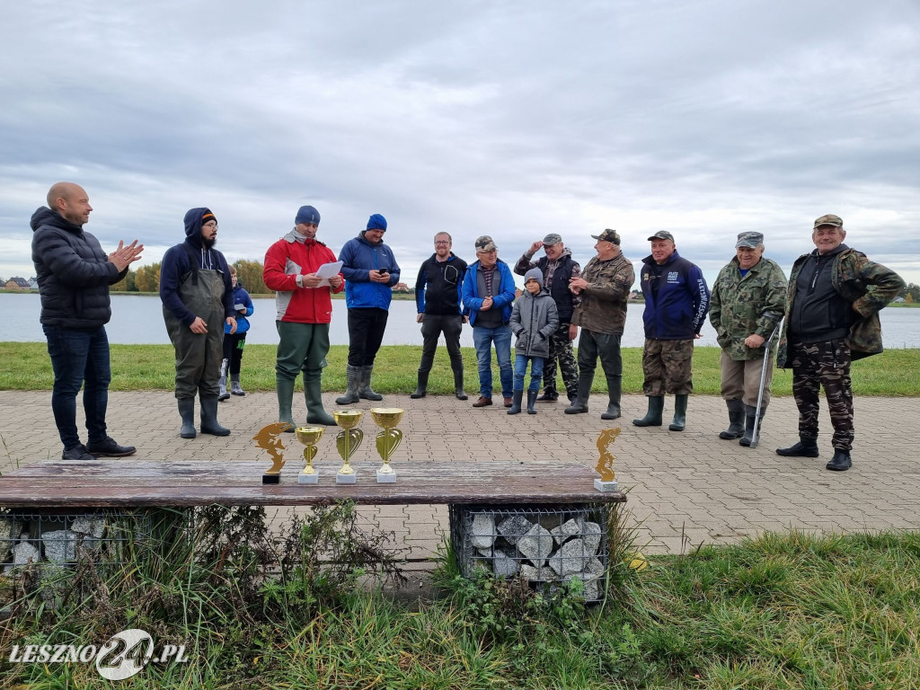 Puchary burmistrza Rydzyny dla wędkarzy