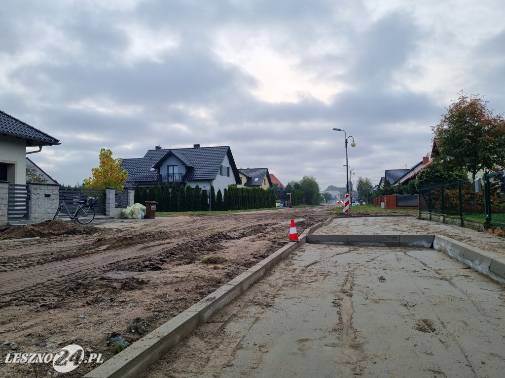 Budowa dróg na Osiedlu Rydzyna 2000