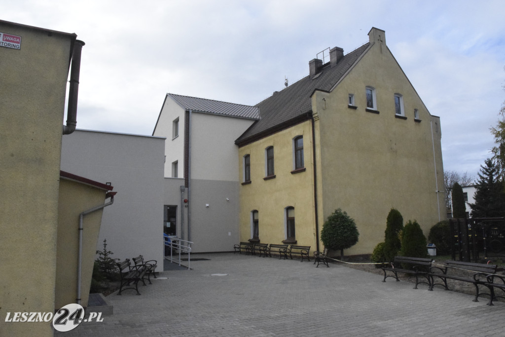 Rozbudowana szkoła w Lasocicach