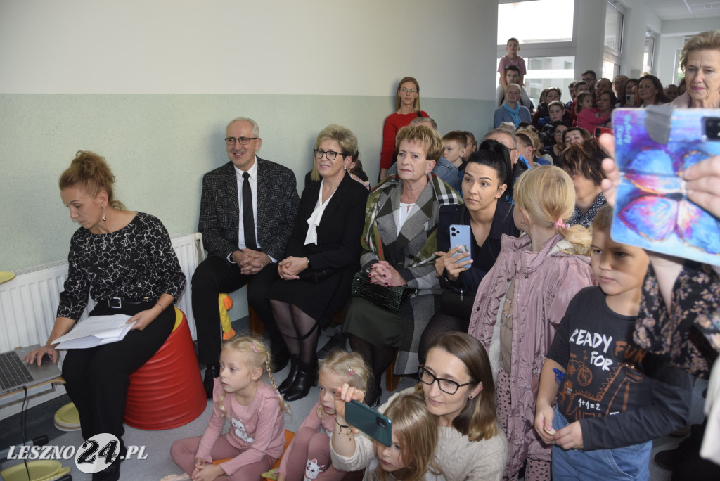 Rozbudowana szkoła w Lasocicach