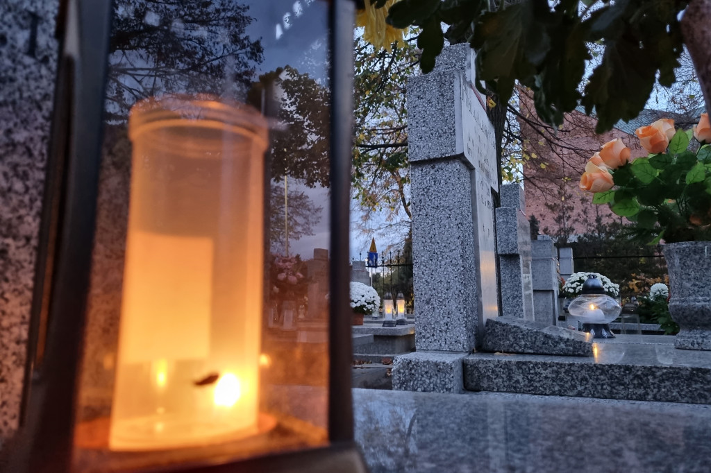 Zapalili znicze Powstańcom Wielkopolskim