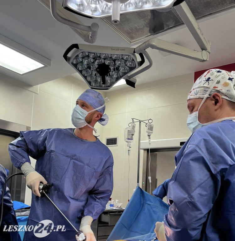 Pierwsza operacja robotem Da Vinci