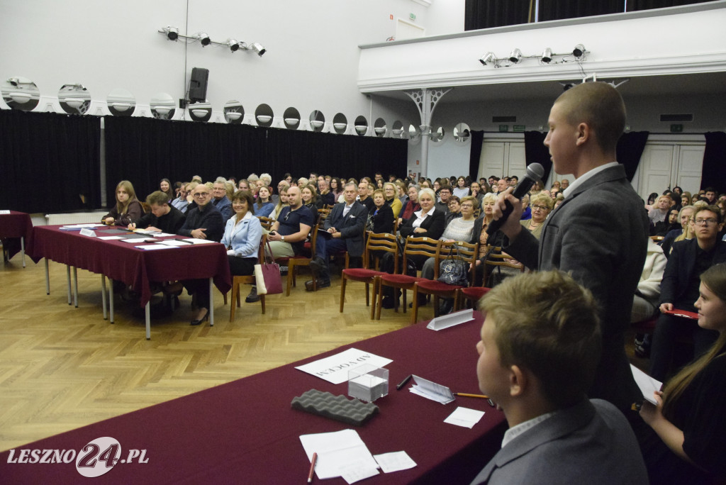 Debata Oksfordzka w MOK-u
