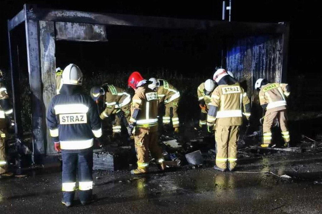 Spalił się kontener ze sprzętem elektronicznym