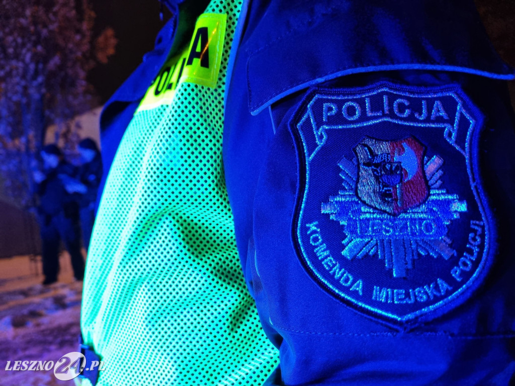 Zawyły syreny przed KMP w Lesznie